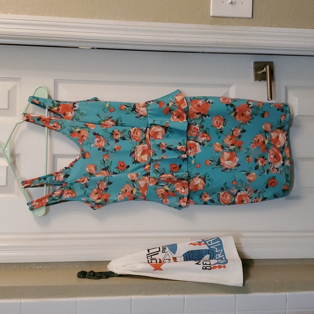Soprano peplum dress